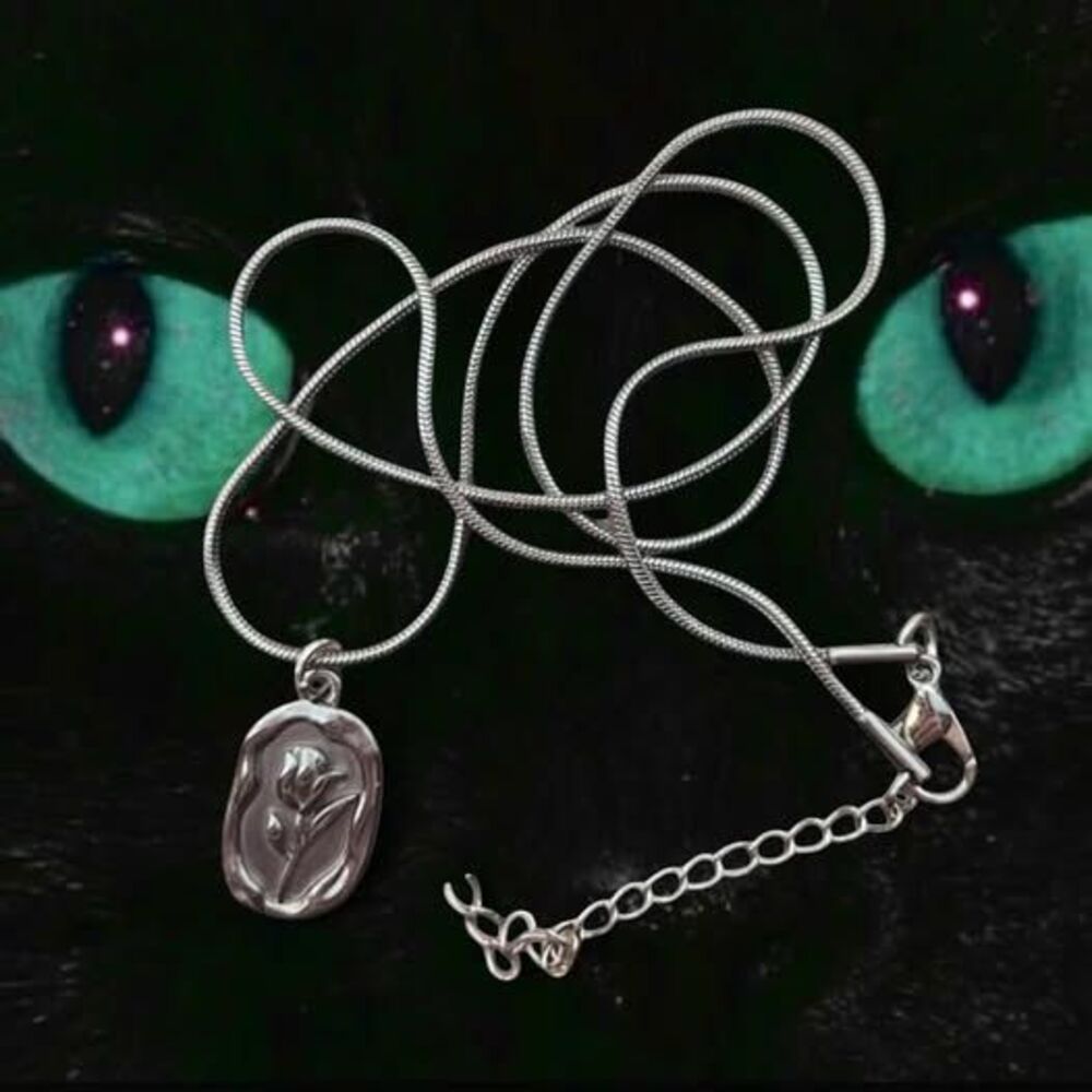 silver rose necklace